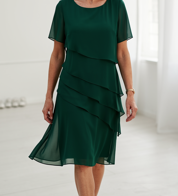 Dagmar – Róba elegancia plynúca s volánmi