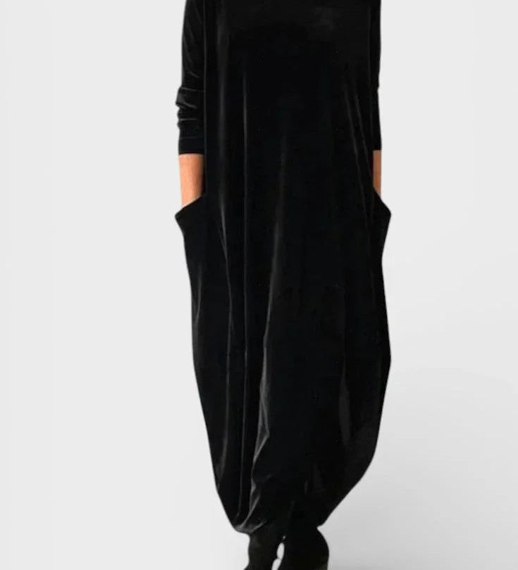Saskia  | Elegantné sametové šaty s kapsami