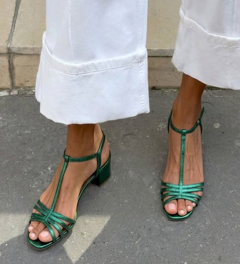 Allegra | Zlatožlté sandále každodennej elegancie